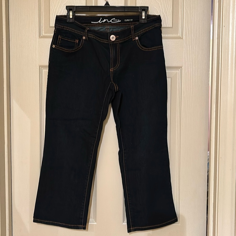 New Without Tags Inc Denim Curvy Fit Capris Size 6